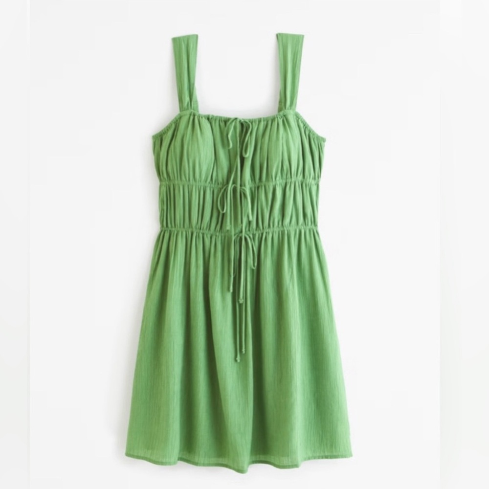 NWOT Abercrombie & Fitch Green Smocked Tie Front Mini Dress